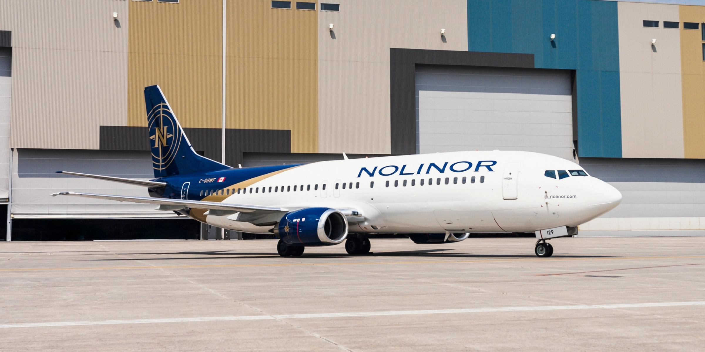 Boeing 737-400 de Nolinor Aviation